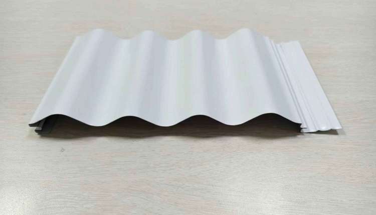 YX38-310彩鋼波浪瓦